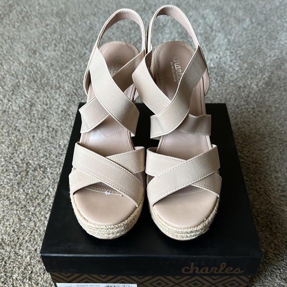 NIB Charles by Charles David Alyce Elastic Strap Wedge Espadrille Sandals 9 Nude - Picture 3 of 9